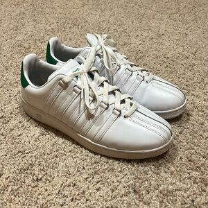 K-Swiss Men’s Classic Sneaker (Size 11.5)